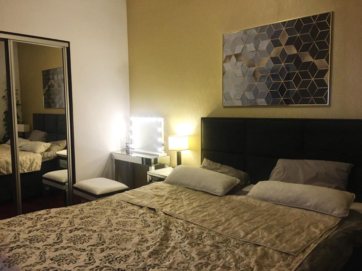 Apartment 100 Sqm Luxury Apartment Wilanow Warsaw