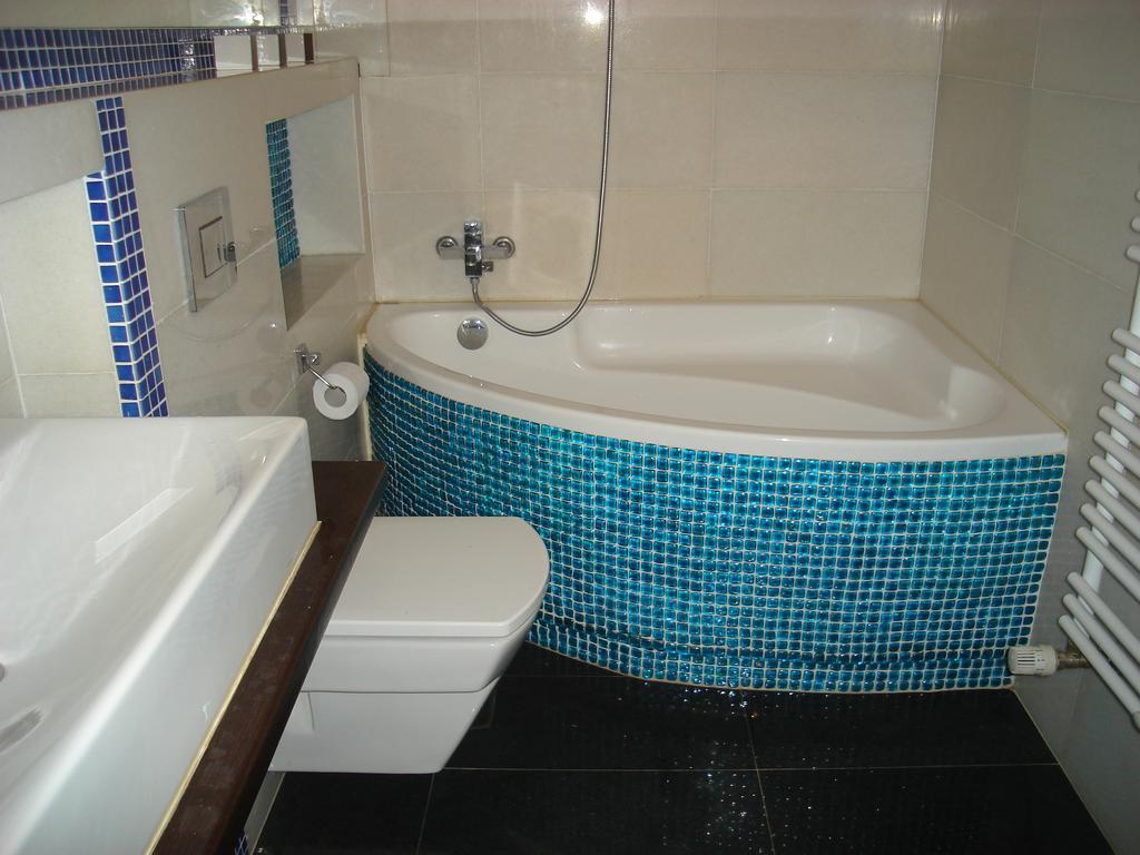 100 Sqm Luxury Apartment Wilanow Warsaw