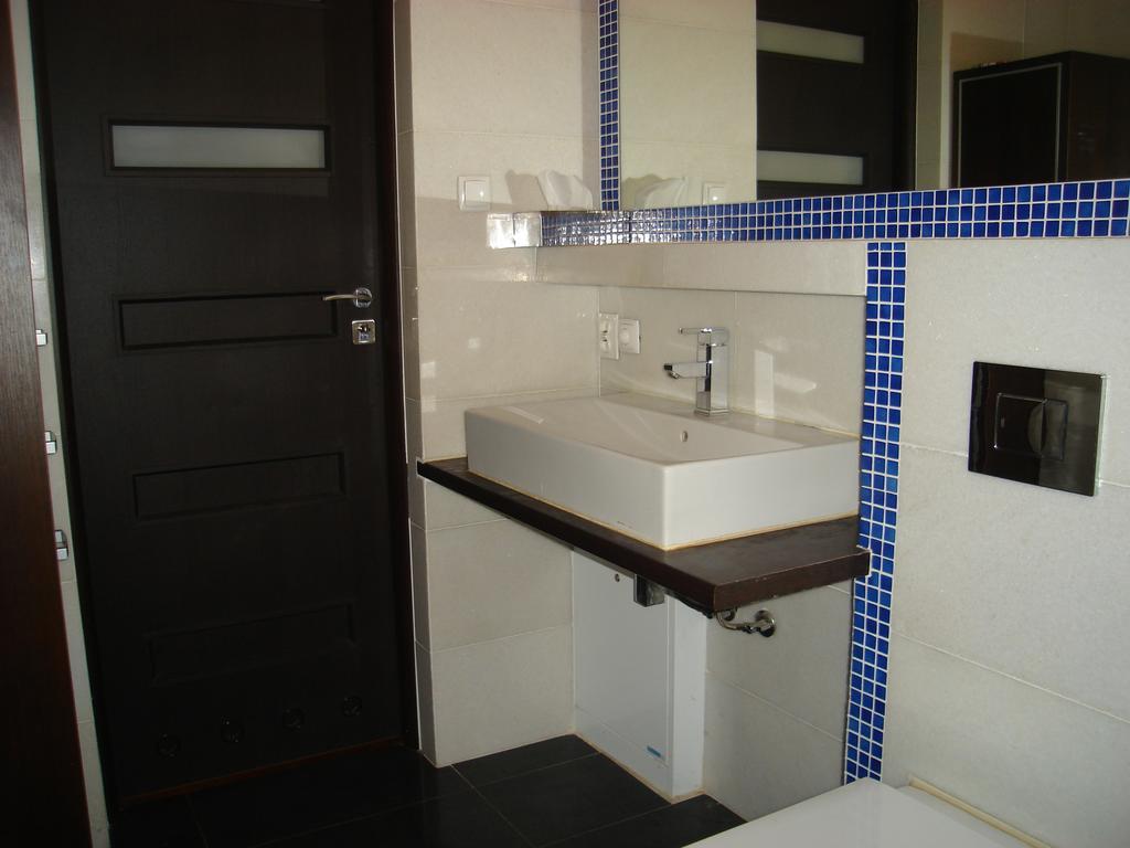100 Sqm Luxury Apartment Wilanow * Warsaw