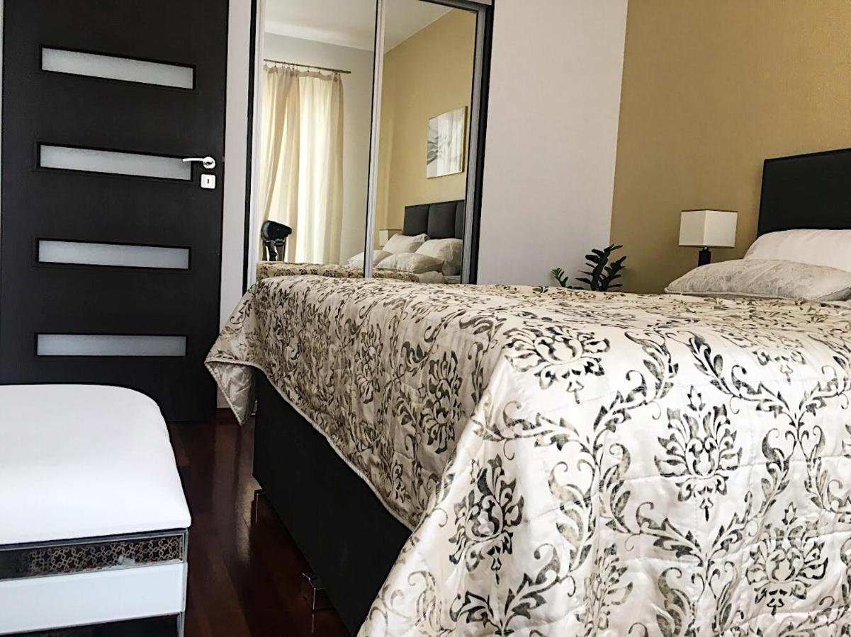 Apartment 100 Sqm Luxury Apartment Wilanow Warsaw
